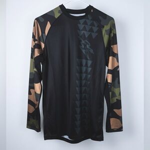 DA HUI Men’s Camo Hawaiian Island Tribal Print Long Sleeve Rashguard